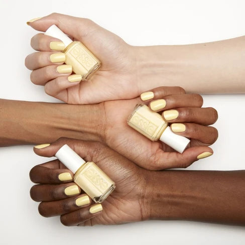 ESSIE nail polish 716 sunny business 13.5ml